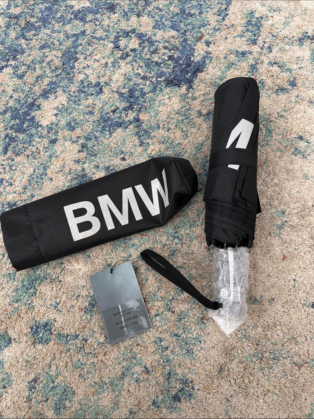 NWT BMW Auto-Open Umbrella
